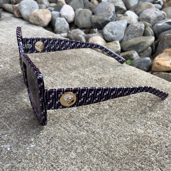 Fendi Black and Gold Patterned Sunglasses - Picture 1 of 4